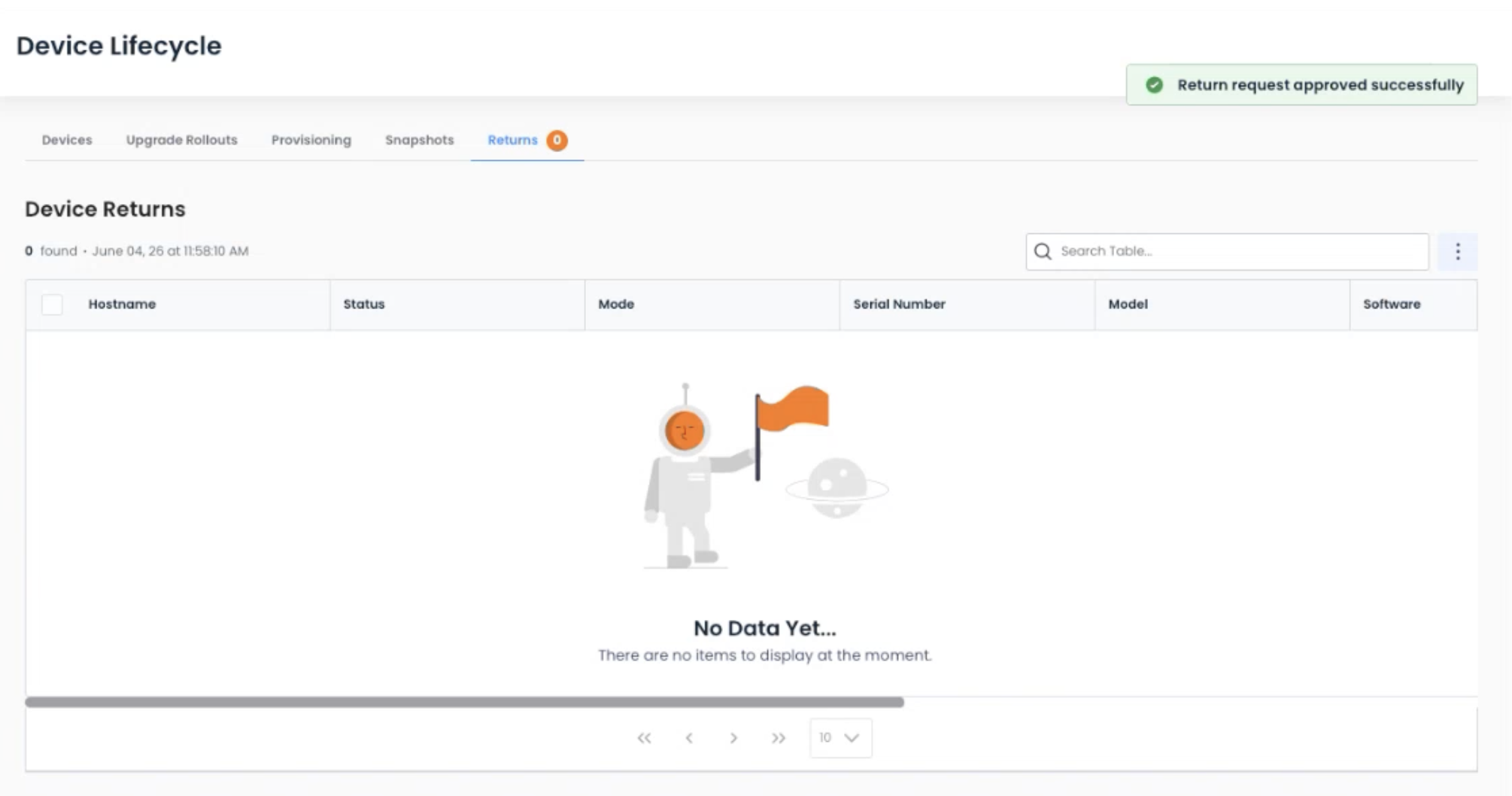 Device returns section showing no data available with an astronaut illustration.